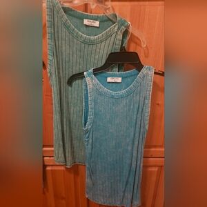 2 Zenana Outfitters Teal and Turquoise Sleeveless Tops